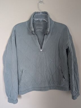 Abercrombie & Fitch Size Small Quilted Half-Zip Pullover in Dusty Sage